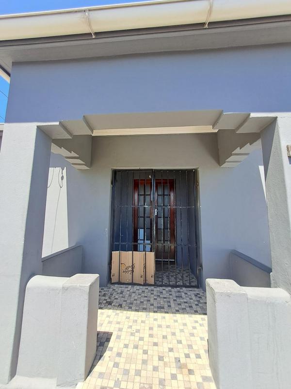 2 Bedroom Property for Sale in Brooklyn Western Cape
